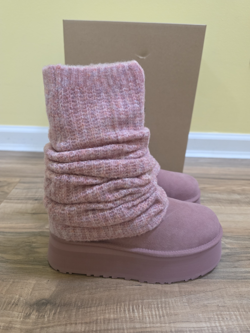 New UGG Classic Mini Dipper Pink Dawn Legwarmer Boots